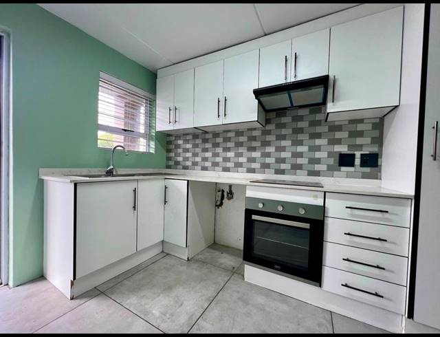 2 BEDROOM APARTMENT FOR SALE IN RUYTERWACHT